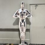 Oscar Statue